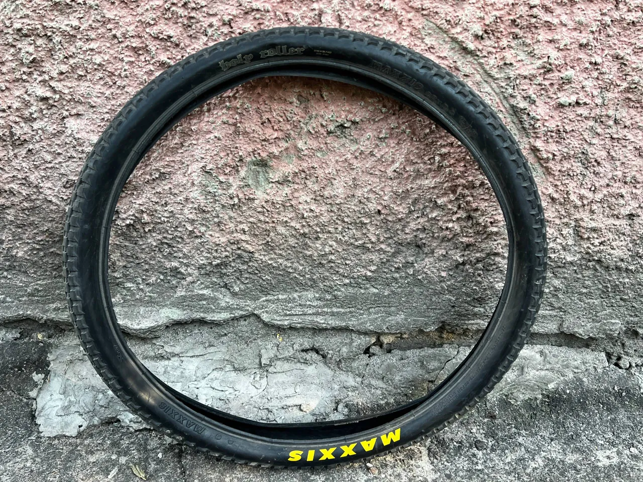 Покришка Maxxis Holy Roller 26x2.40 фото 1