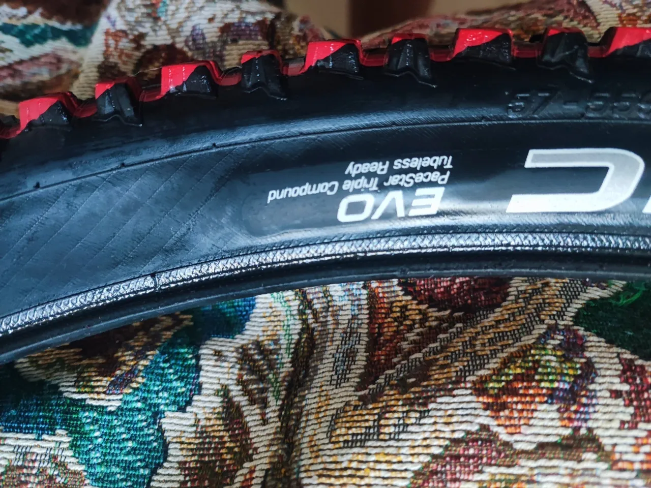 Pokrishka Schwalbe Nobby Nic EVO PaceStar Triple Compound 57-559 фото 2
