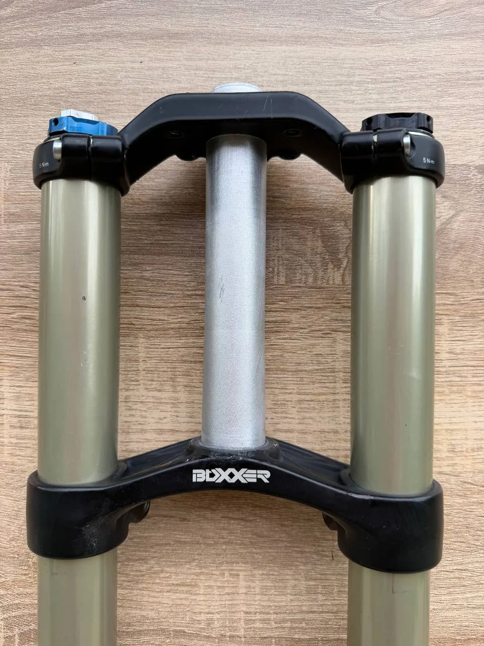 Вилка Rock Shox Boxxer R2C2 фото 2