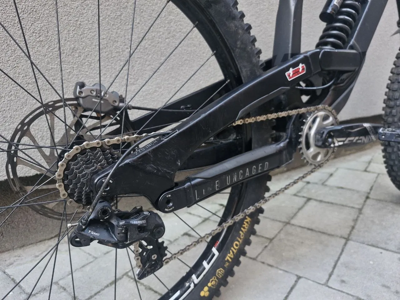 YT Tues 2021 AL 27.5 M — DH велосипед фото 5