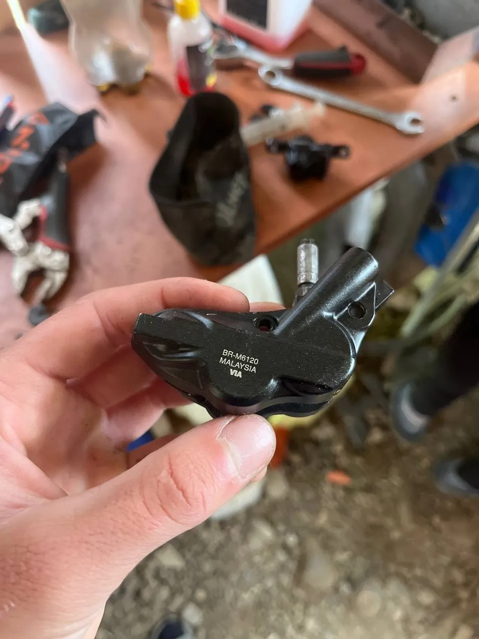 Shimano 4-piston caliper гальмо фото 1