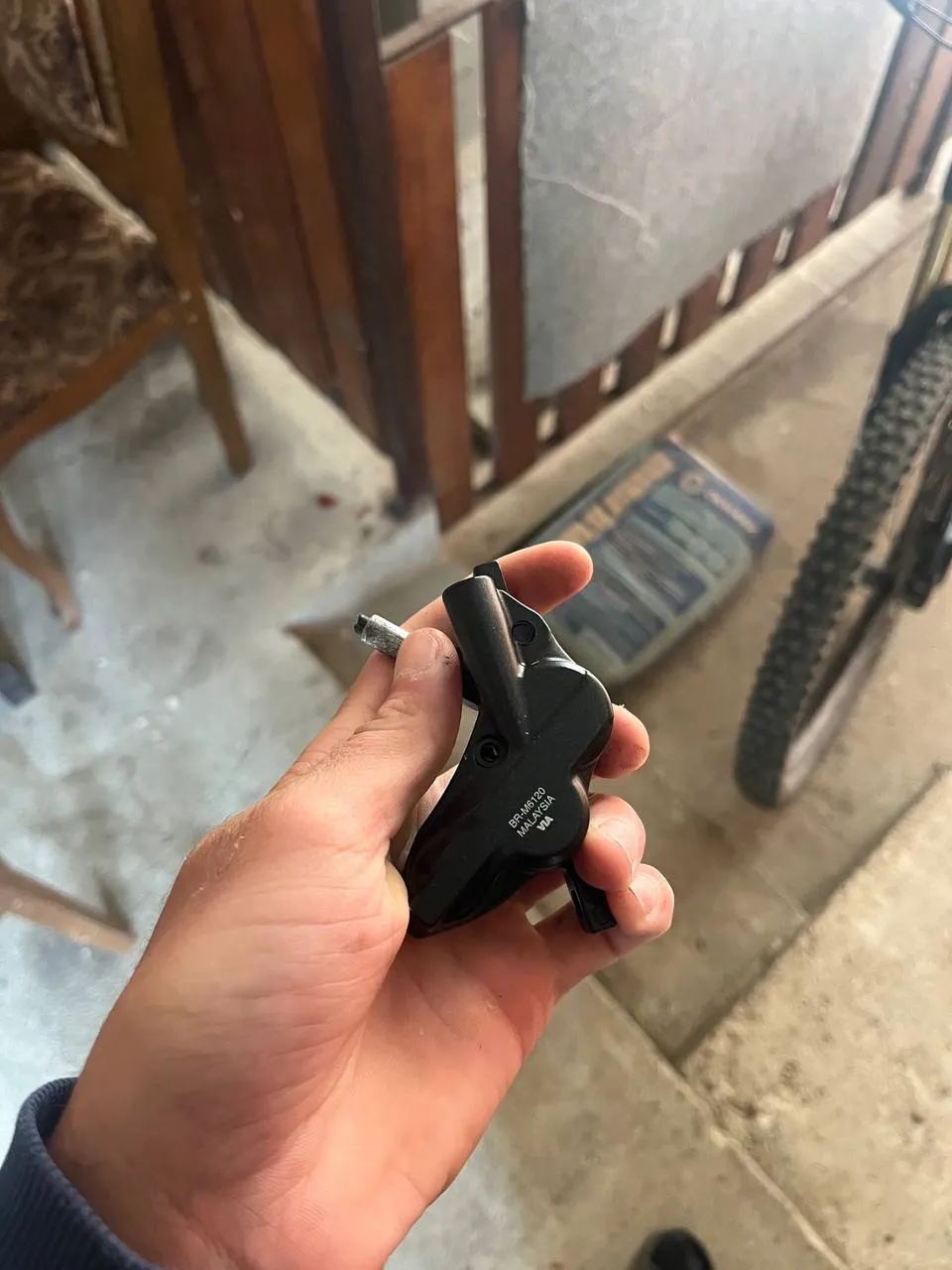 Shimano 4-piston caliper гальмо фото 3