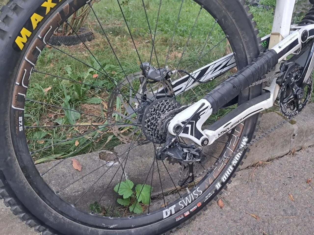 YT Industries Tues CF Comp 2017 фото 3