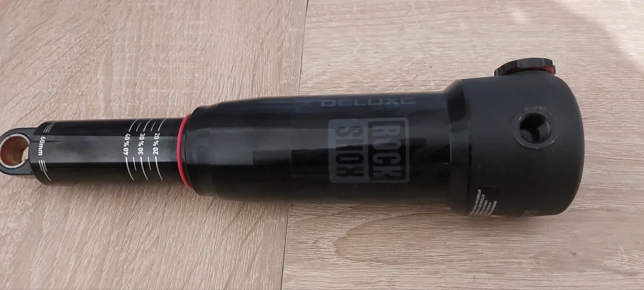 Амортизатор RockShox Deluxe Select R 205×60 фото 3