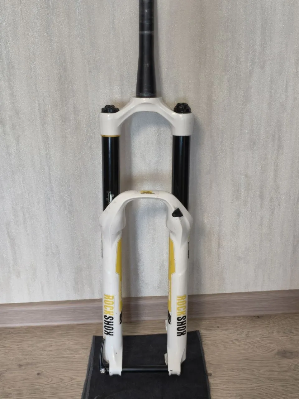 Вилка RockShox Pike RC 27.5" 100×15 мм фото 1