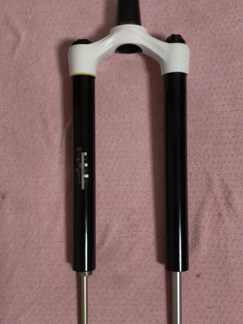 Вилка RockShox Pike RC 27.5" 100×15 мм фото 9