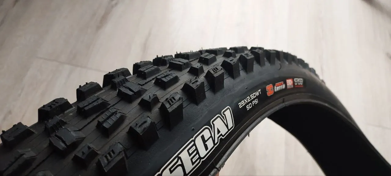 Покришка Maxxis Assegai 29×2.50 WT 3C Maxxterra EXO+ TR фото 2