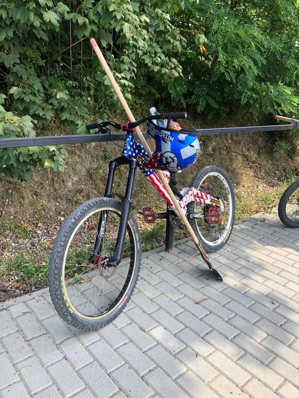 Mongoose Cobbra вилка 180 mm фото 1
