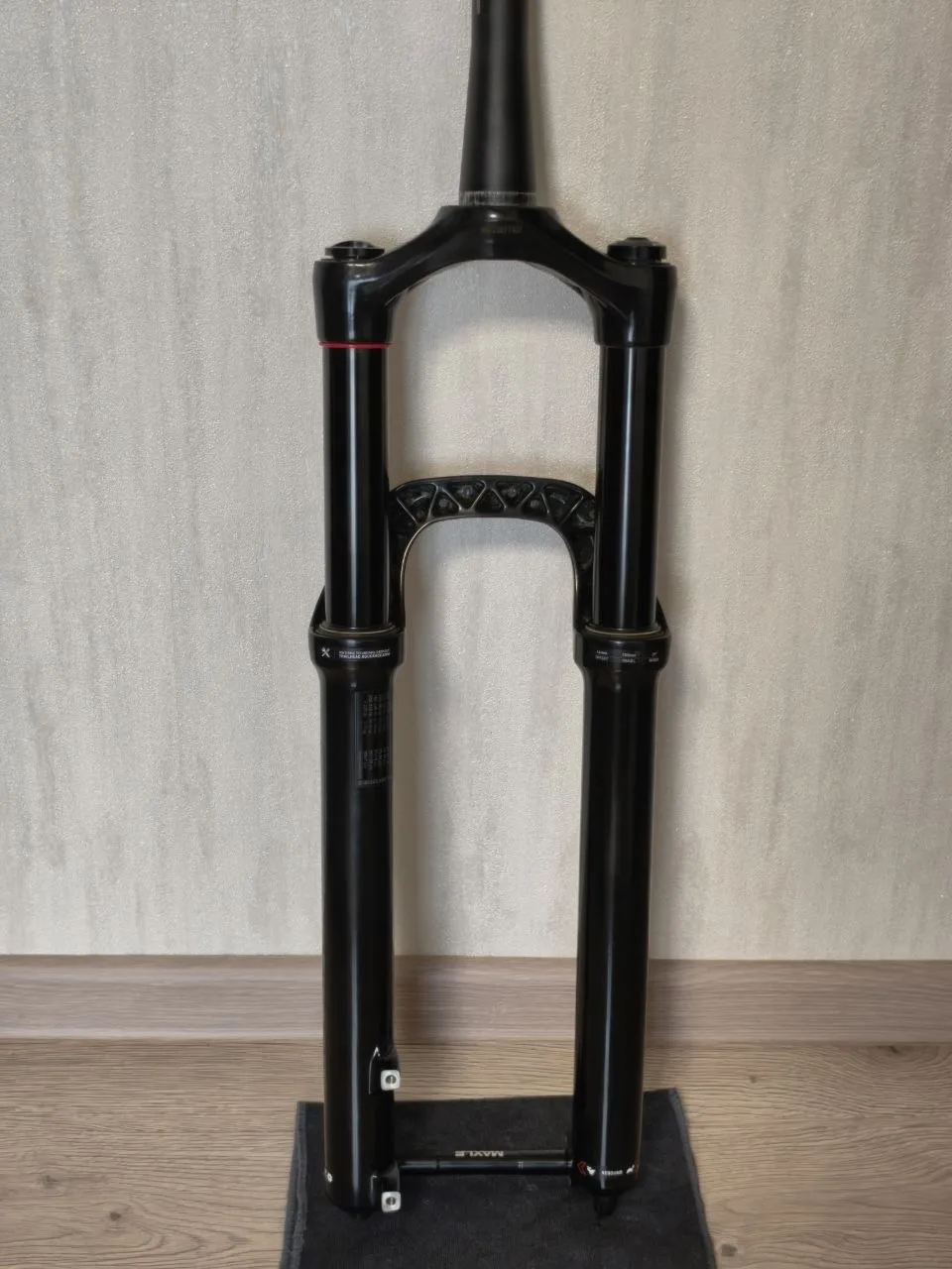 Вилка RockShox 35 Gold 150 мм фото 3