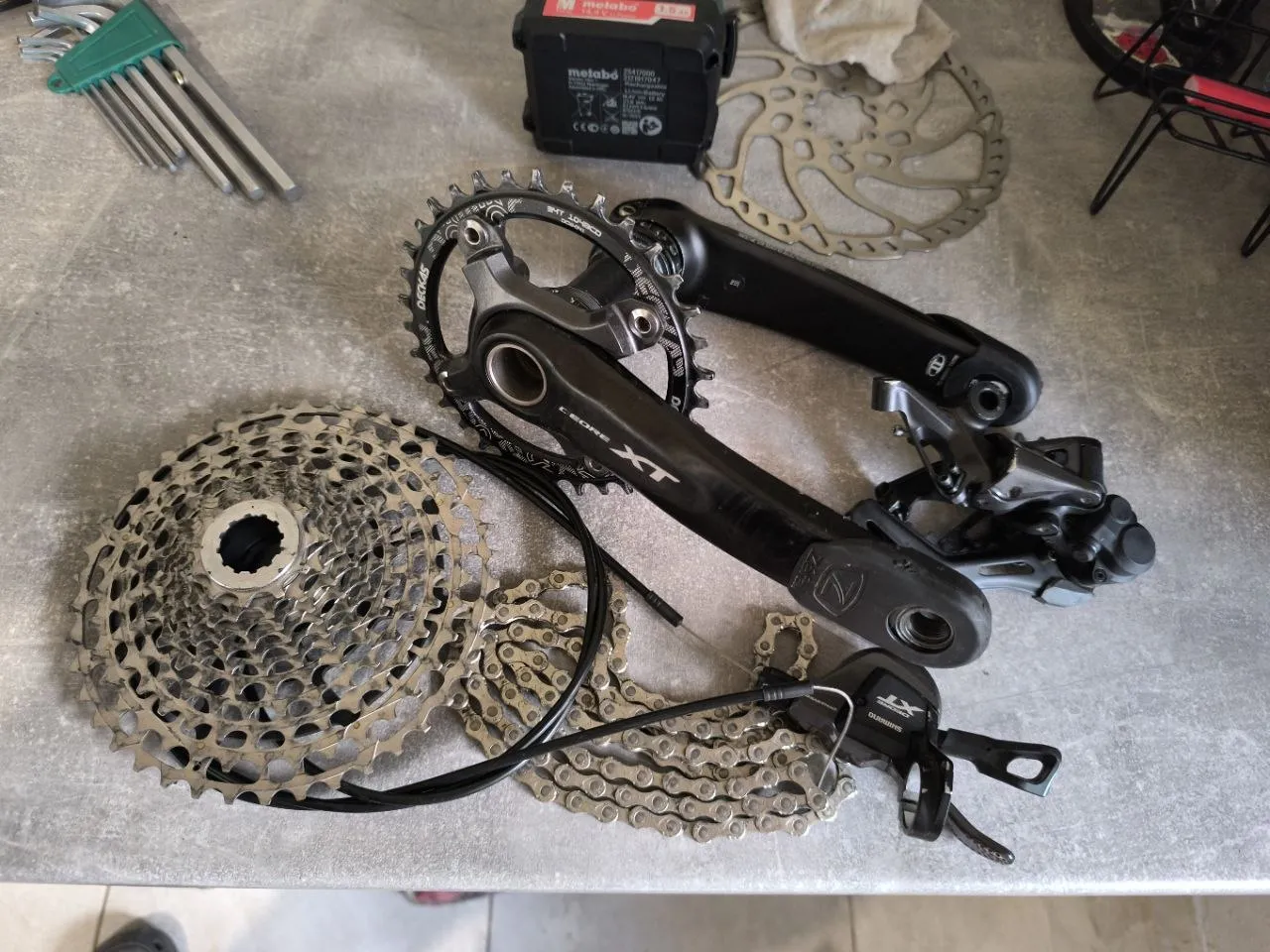 Трансмісія Shimano M8000 + M8100 + Spedao 11s фото 1