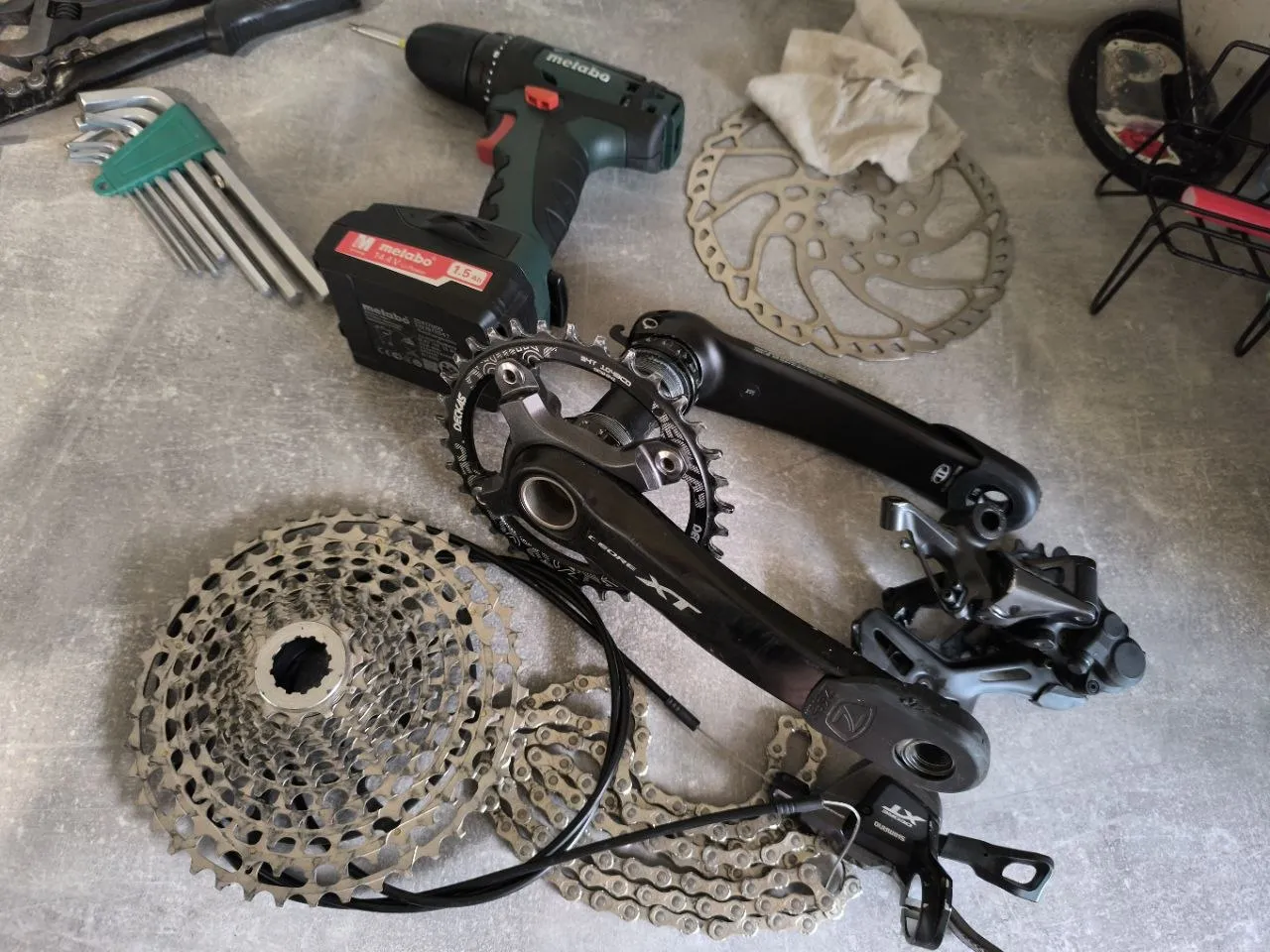 Трансмісія Shimano M8000 + M8100 + Spedao 11s фото 2