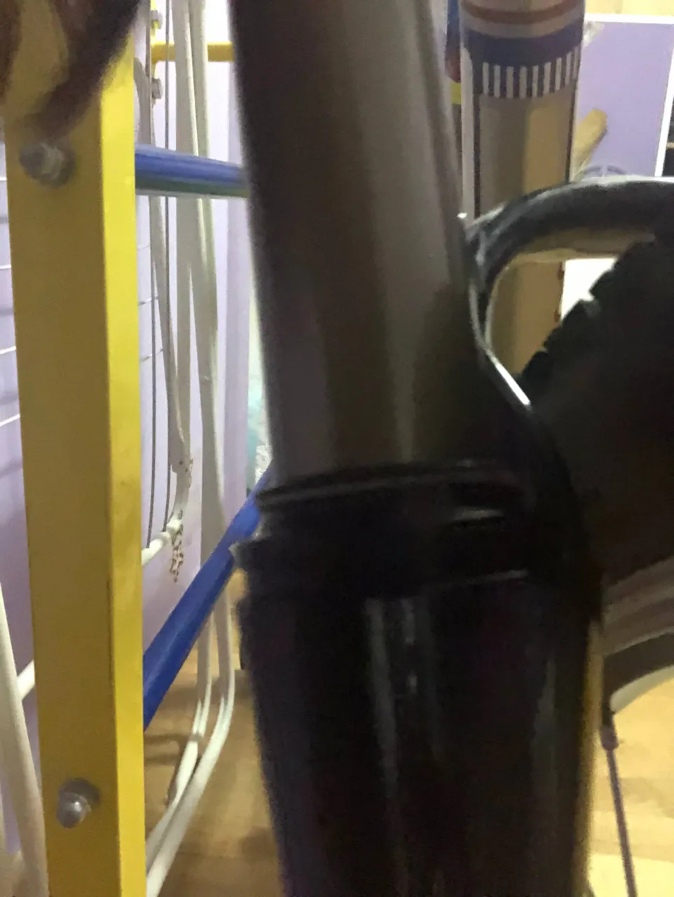 Вилка Manitou Black 100mm straight steerer фото 6