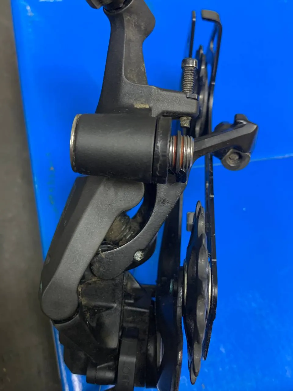 Задній перемикач Shimano Cues RD-U6000 10/11 spd фото 4