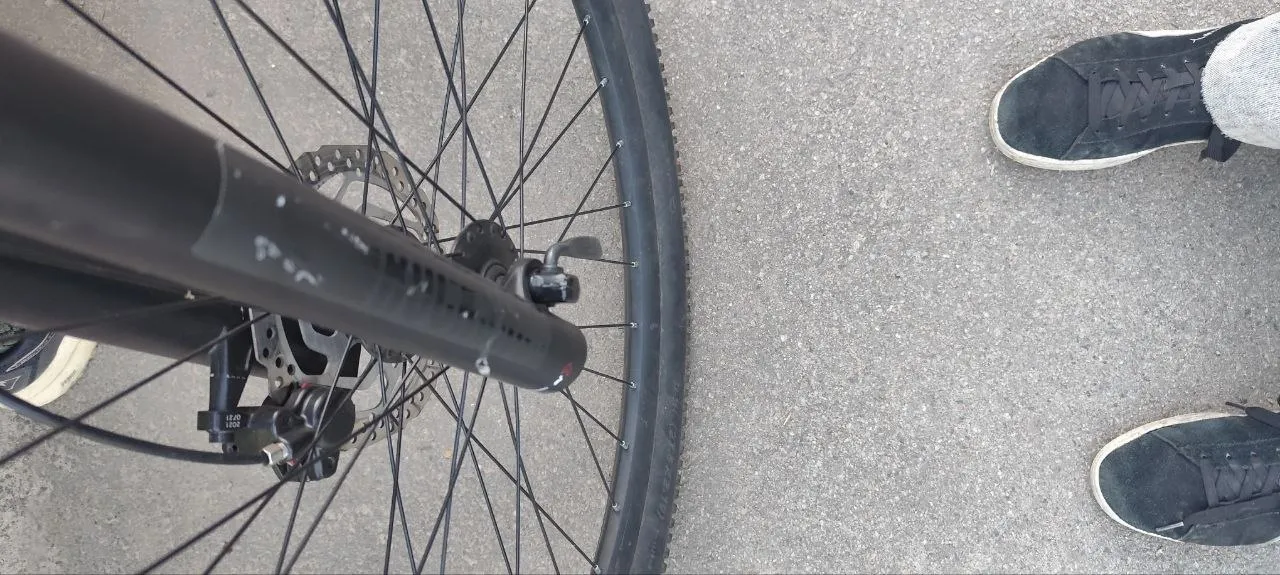 Вилка RockShox 27.5 100mm фото 2