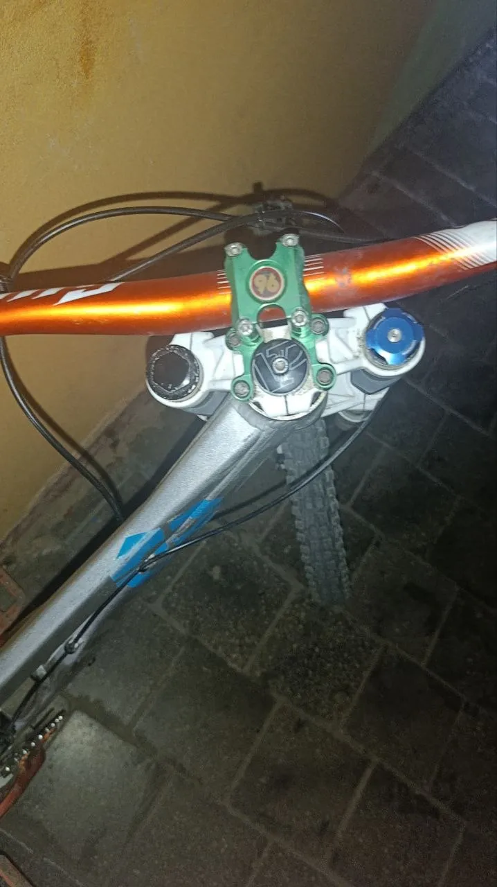 Rock Shox Boxxer 2014+ RC вилка + винос 96 фото 1