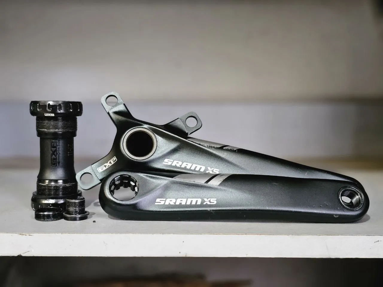 Шатуни з кареткою Sram X5 GXP фото 1