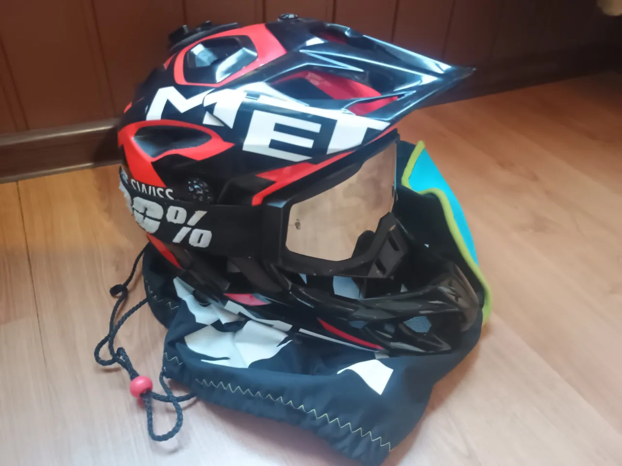 Шолом Met Fullface розмір M + чохол фото 5