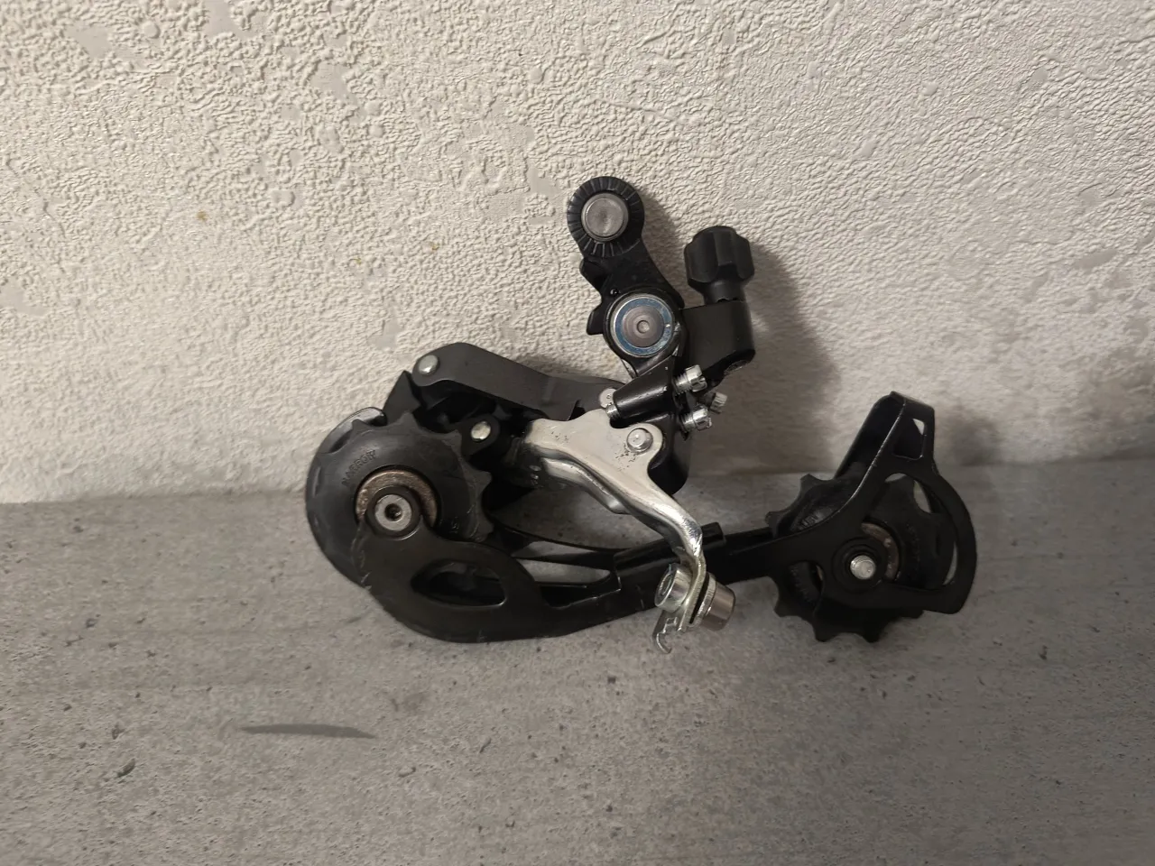 Perемикач Shimano Altus RD-M2000-SGS фото 2