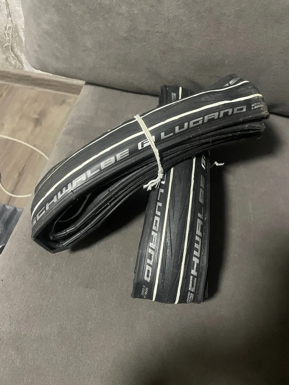 Покришки Michelin + Schwalbe Lugano 700x23c фото 4