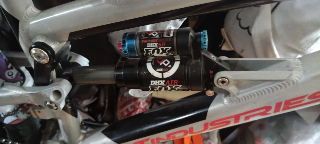 YT Industries Wicked ендуро фото 6