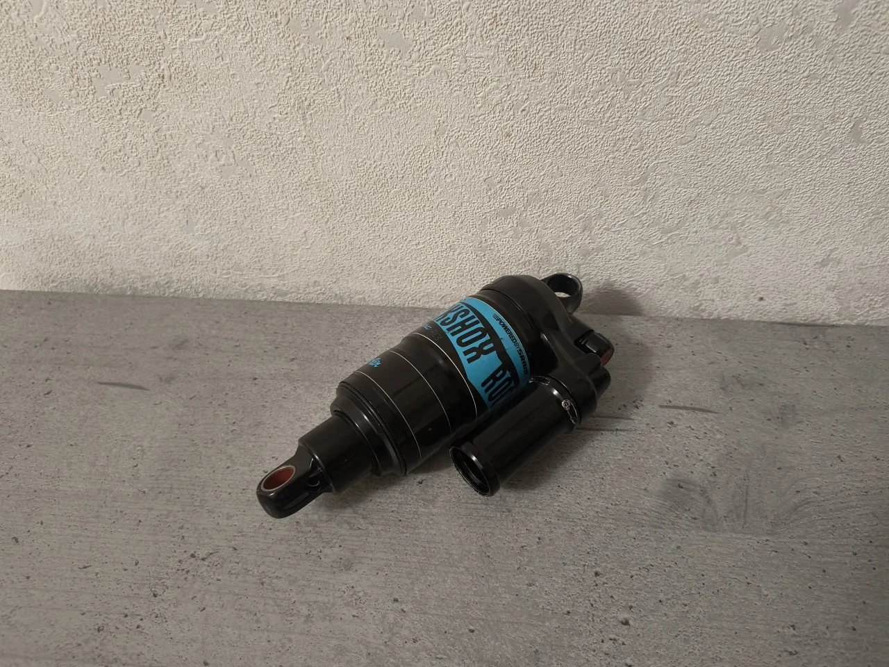 Амортизатор Rock Shox Monarch Plus RC3 фото 1