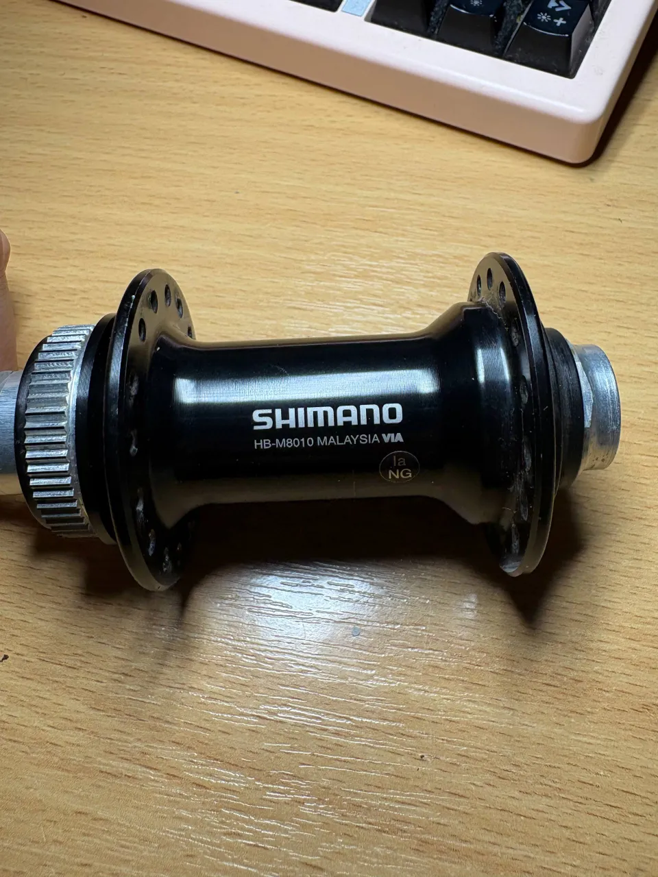 Передня втулка Shimano Deore XT HB-M8010 фото 1