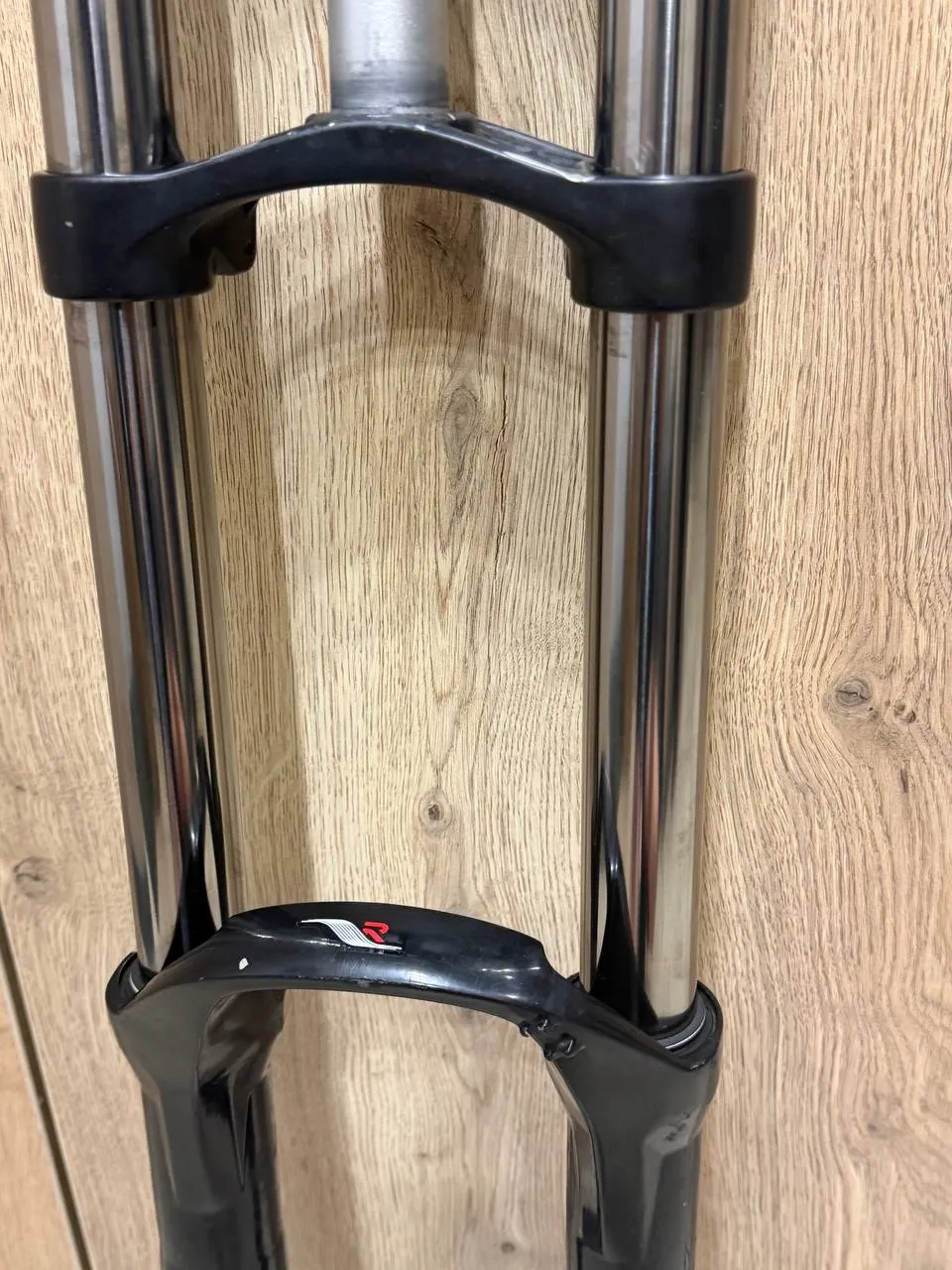 Rock Shox Domain R Dual Crown передня вилка 200мм фото 4