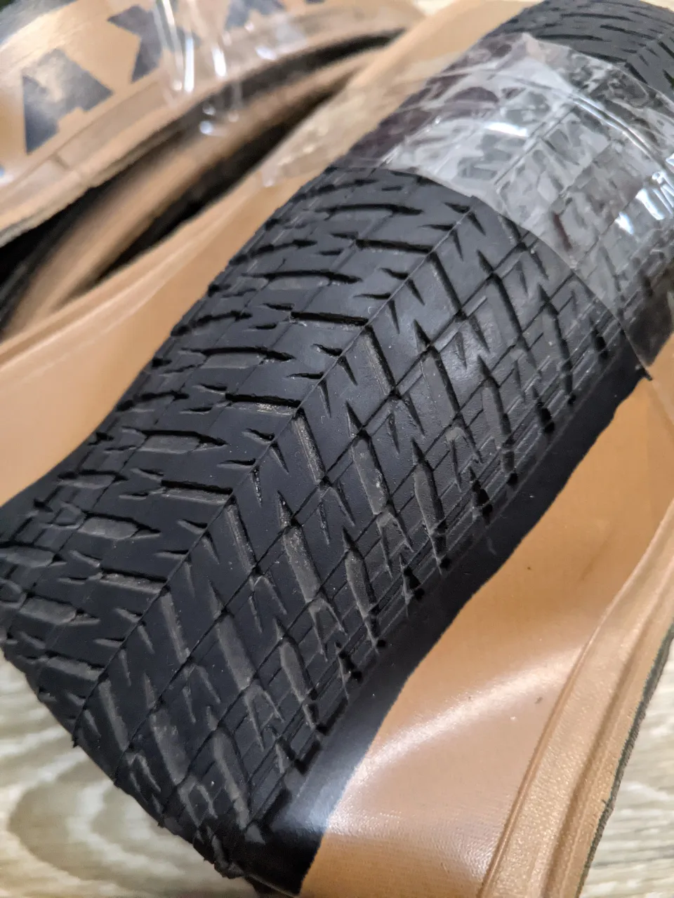 Покришки Maxxis 26x2.15 DTH EXO/TanWall фото 2