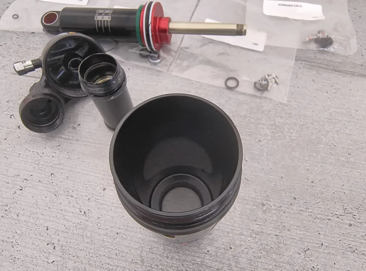 Амортизатор Rock Shox Monarch Plus RC3 фото 6