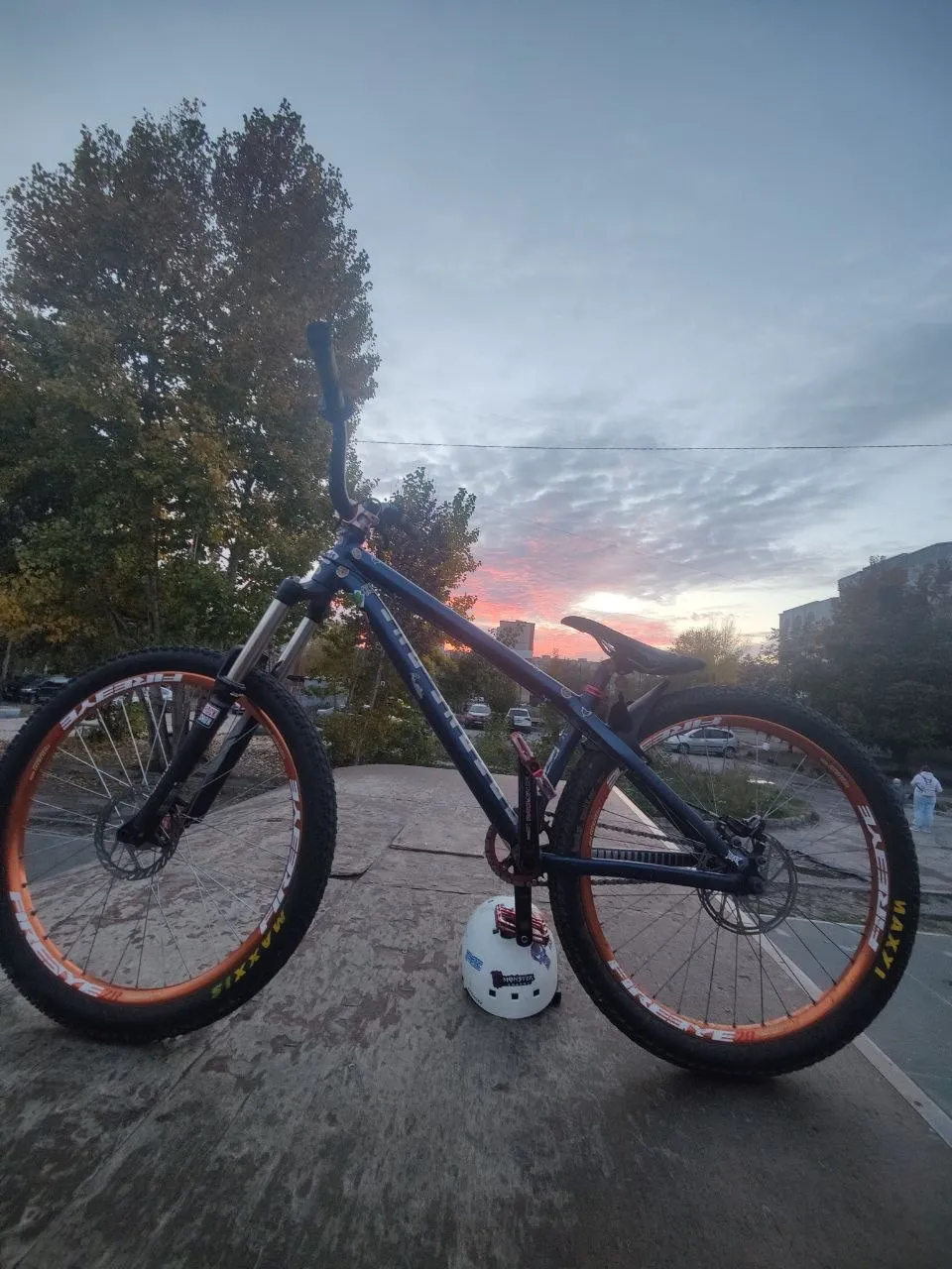 Рама Zircus Octane One + вилка Rock Shox Sector + втулки фото 1