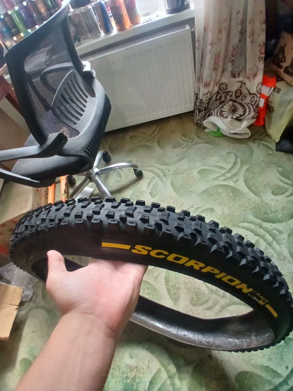 Покрышки 29 Pirelli Scorpion Race DH M + Onza Aquila фото 1