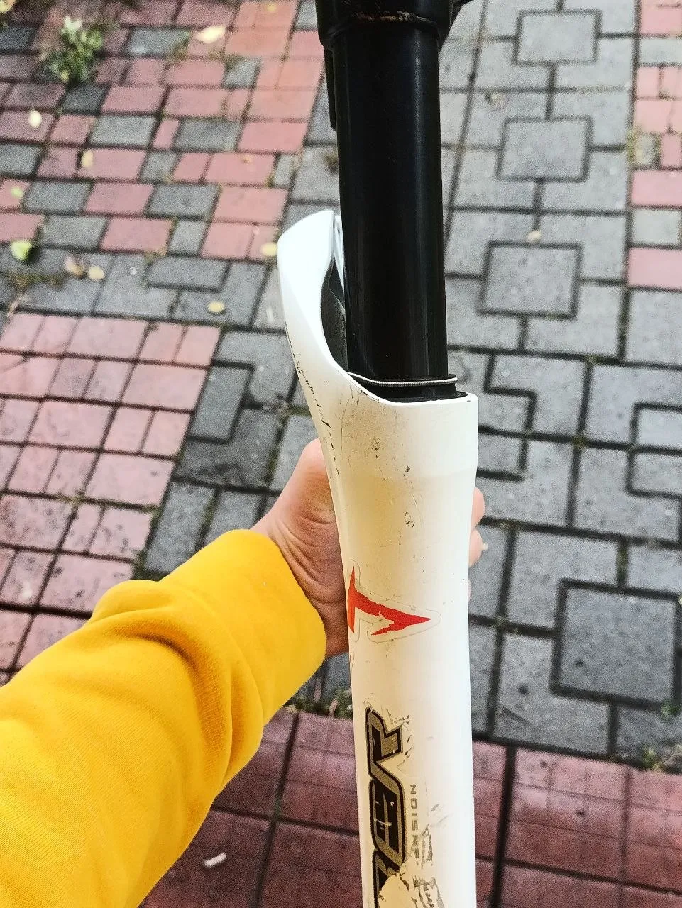 Вилка Marzocchi Dirt Jumper 2 100mm фото 7