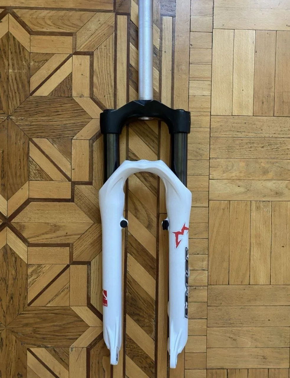 Вилка Marzocchi Dirt Jumper 2 100mm фото 8