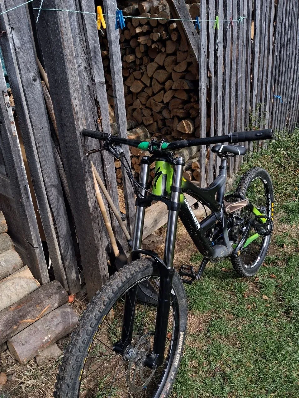 Rock Shox Domain R 200 мм вилка фото 1
