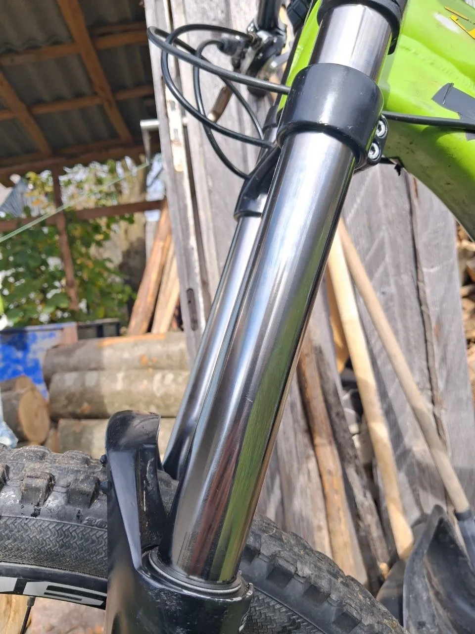 Rock Shox Domain R 200 мм вилка фото 4