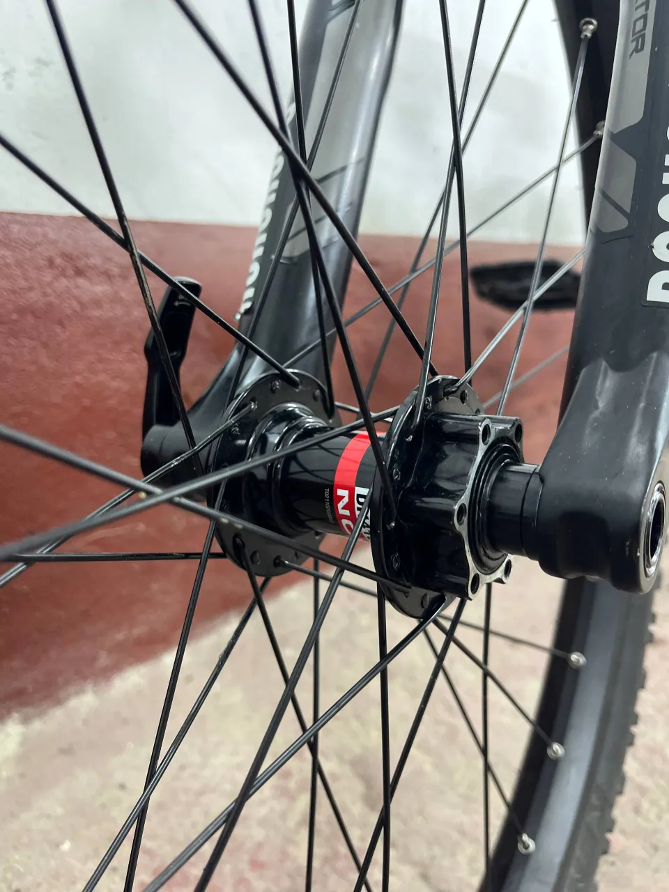 Рама NS Bitch + вілсет Dartmoor Patrol 26 + компоненти + покришка Kenda Kinetics фото 5
