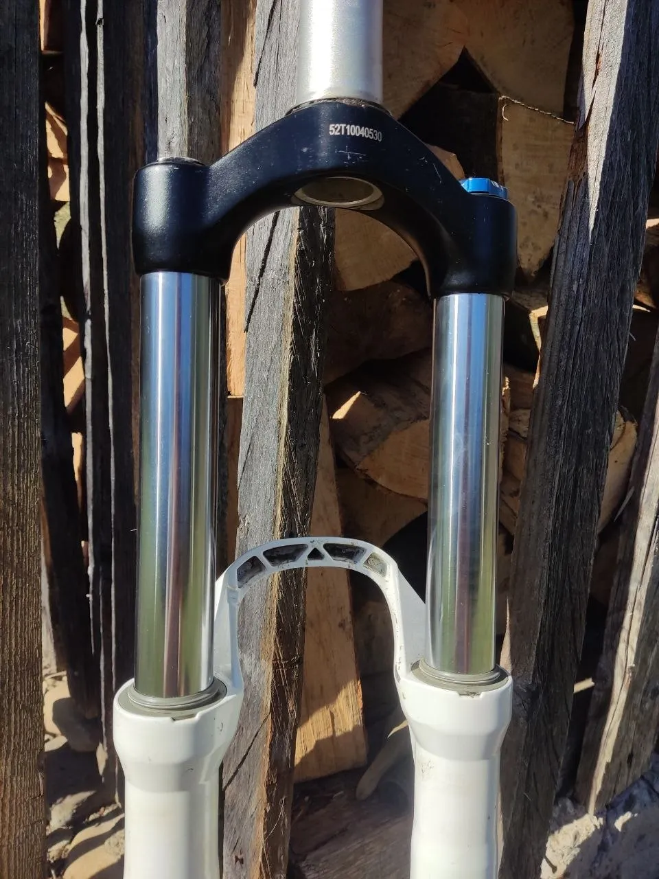 Вилка Rock Shox Domain RC 180 мм + винос + кришка рульової + кільця проставочні фото 5