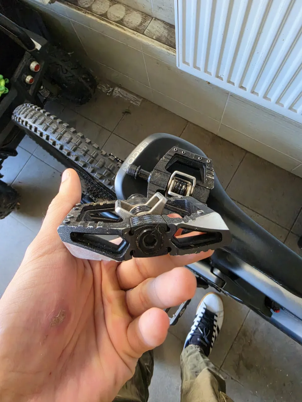 Контактні педалі Crankbrothers Mallet E Black фото 2