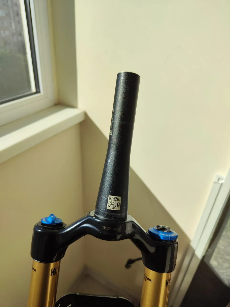 Вилка Fox Factory 34 130mm Fit Grip 2 Kashima 29" фото 7