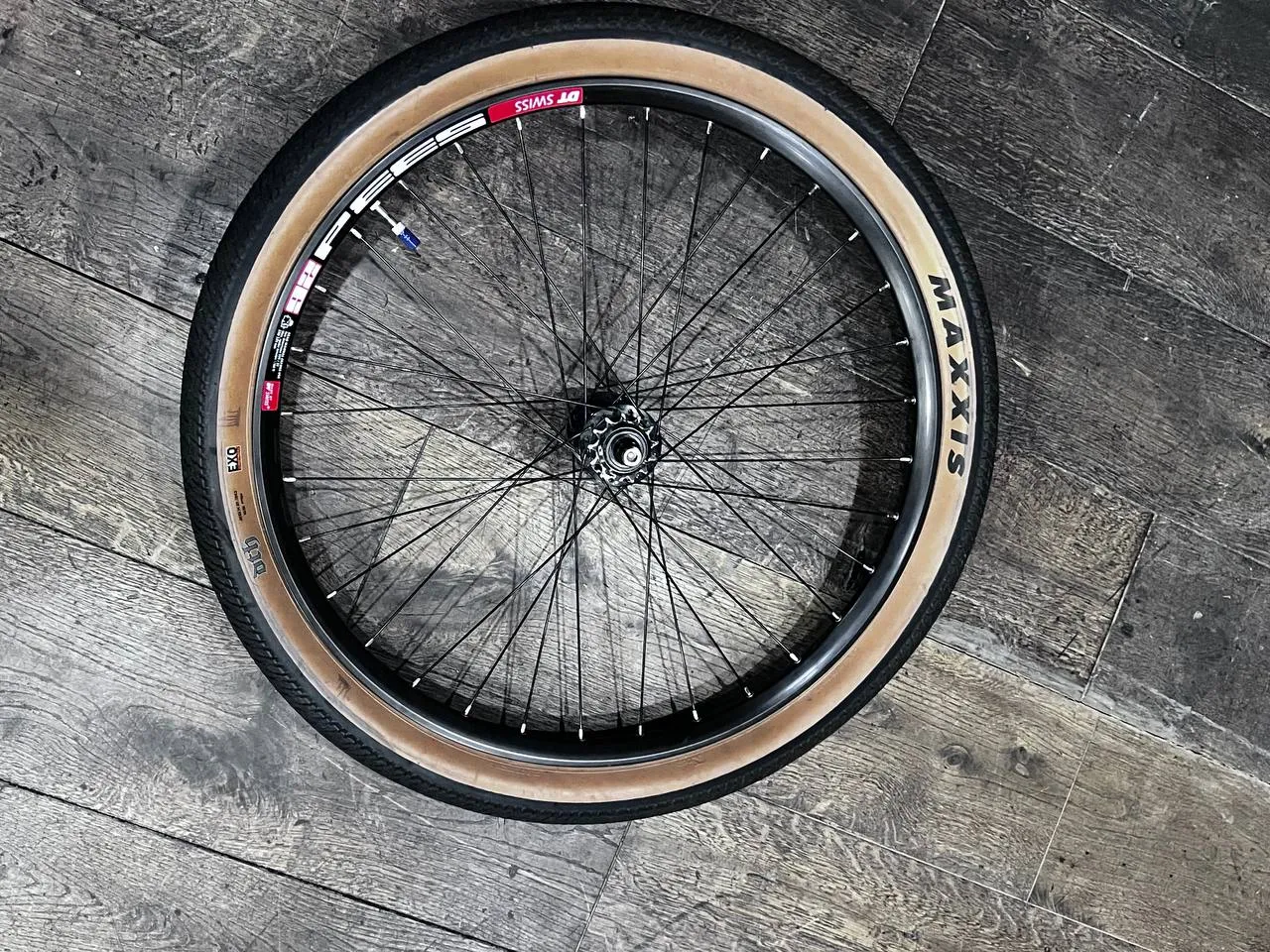 Колеса Specialized + DT Swiss в зборці фото 3
