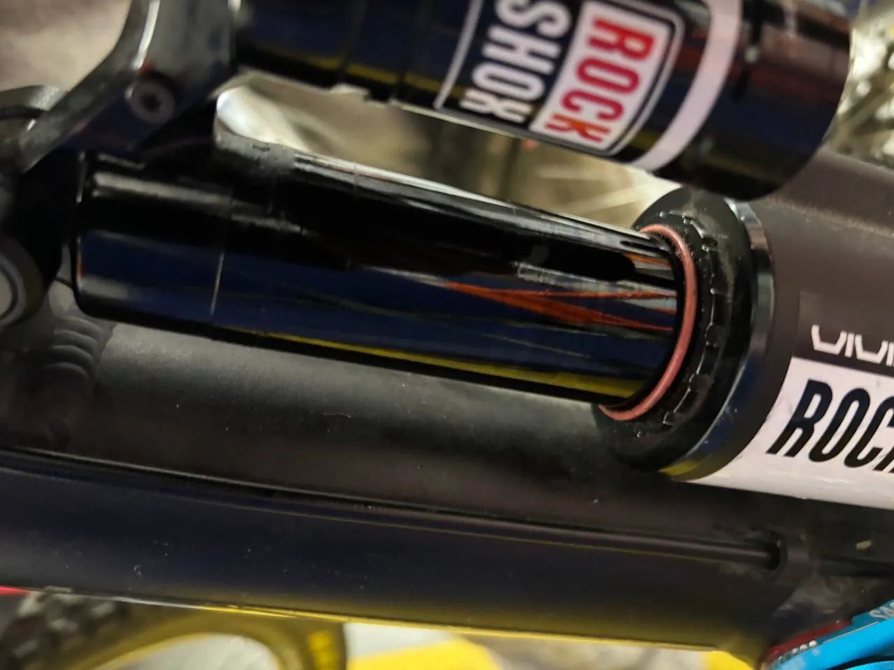 Амортизатор Rock Shox Vivid Air World Cup 240/76 фото 4