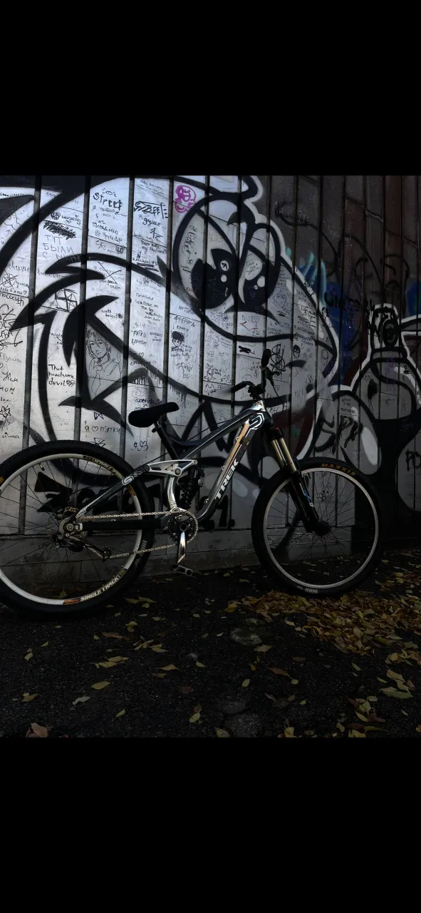 Рама Trek Session 88 + вилка Rock Shox Domain 302 + амортизатор Fox RC + шатуни та ін. фото 3