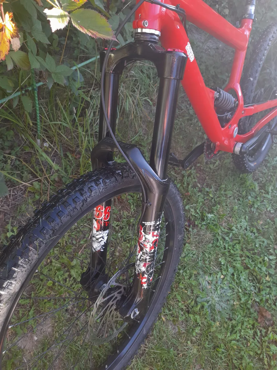 Commencal Supreme DH V2 фото 3