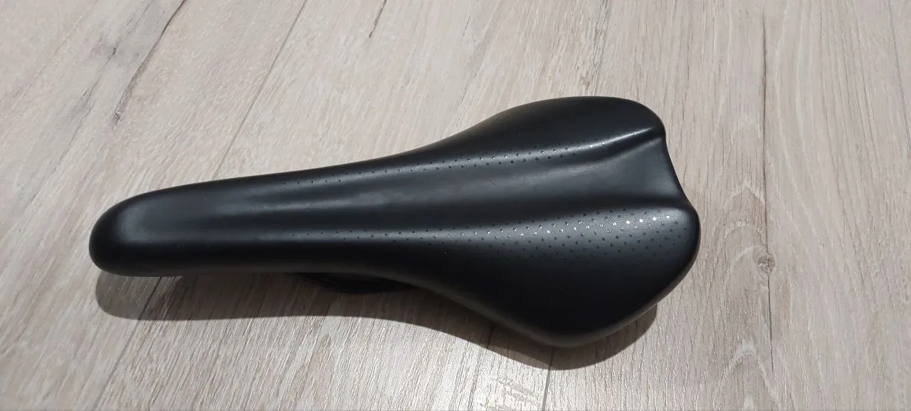 Сідло Bontrager Arvada Com фото 1