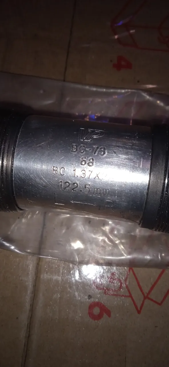 Каретка VP квадрат BSA 68mm фото 2