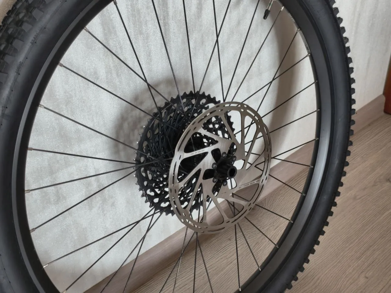 Заднє колесо 27.5" DT Swiss + Mavic фото 5