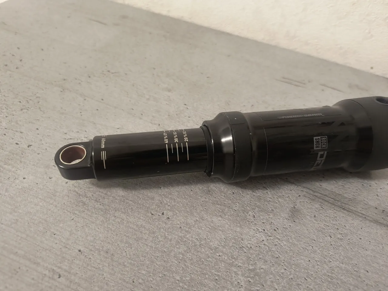 Амортизатор RockShox Deluxe Select+ 205мм фото 3