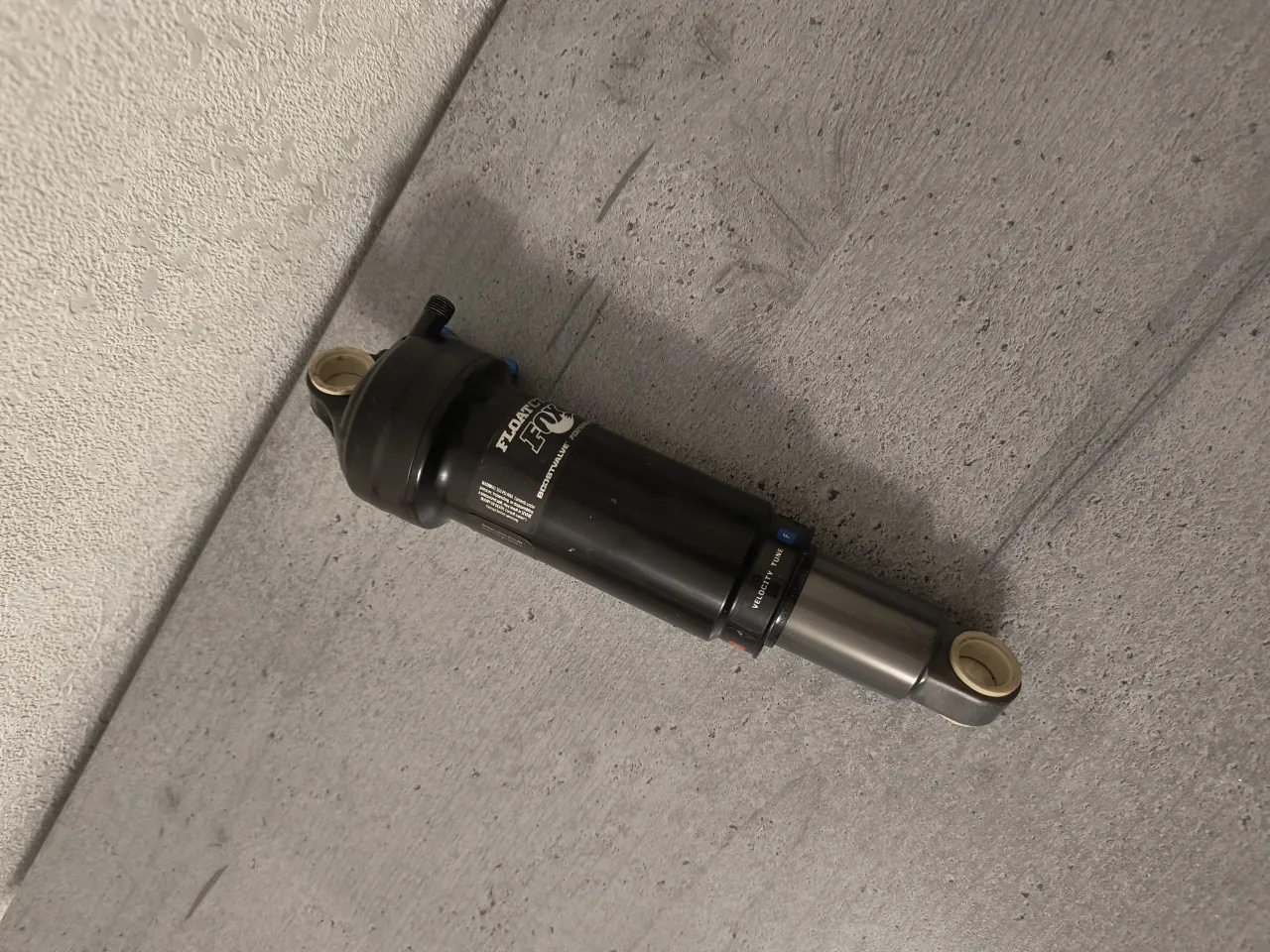 Амортизатор Fox Float CTD Lockout 200mm фото 3