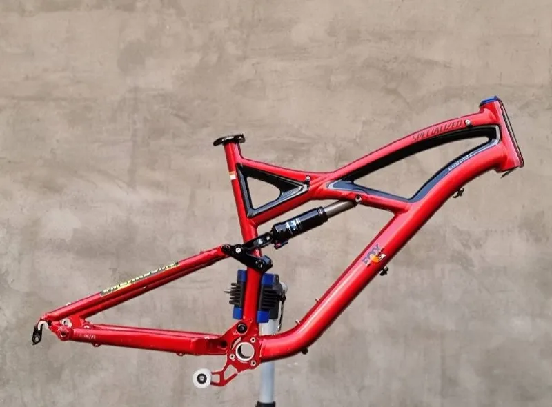 Рама Specialized Enduro Expert L 26 фото 1