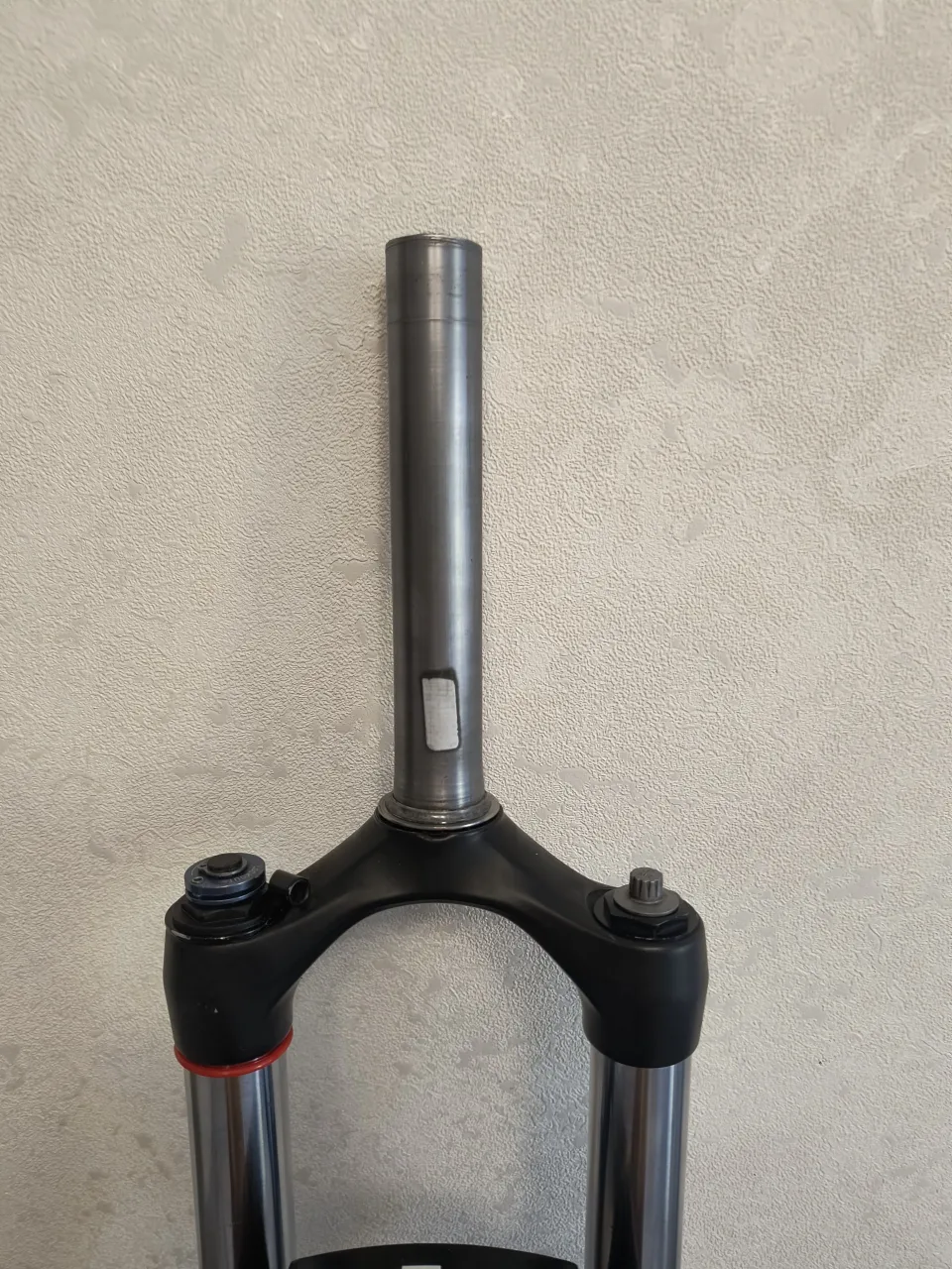 RockShox Tora SL передня вилка 26" 110мм фото 3